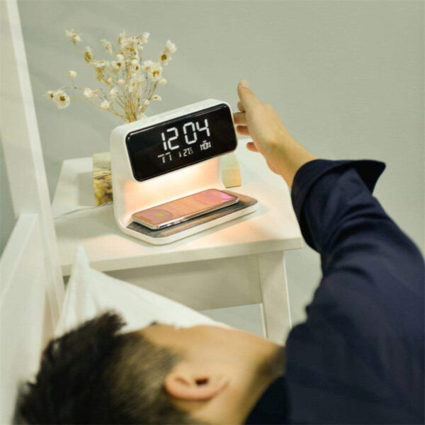 Creative 3 In 1 Bedside Lamp Wireless Charging LCD Screen Alarm Clock  Wireless Phone Charger - Image 4