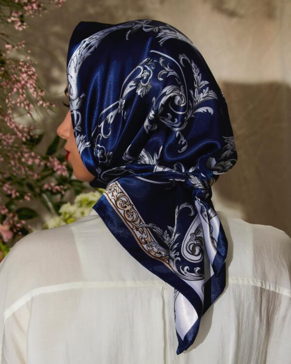 Chain Printed Scarf Women's Casual Scarf 90 90cm Satin Large Kerchief - Image 9